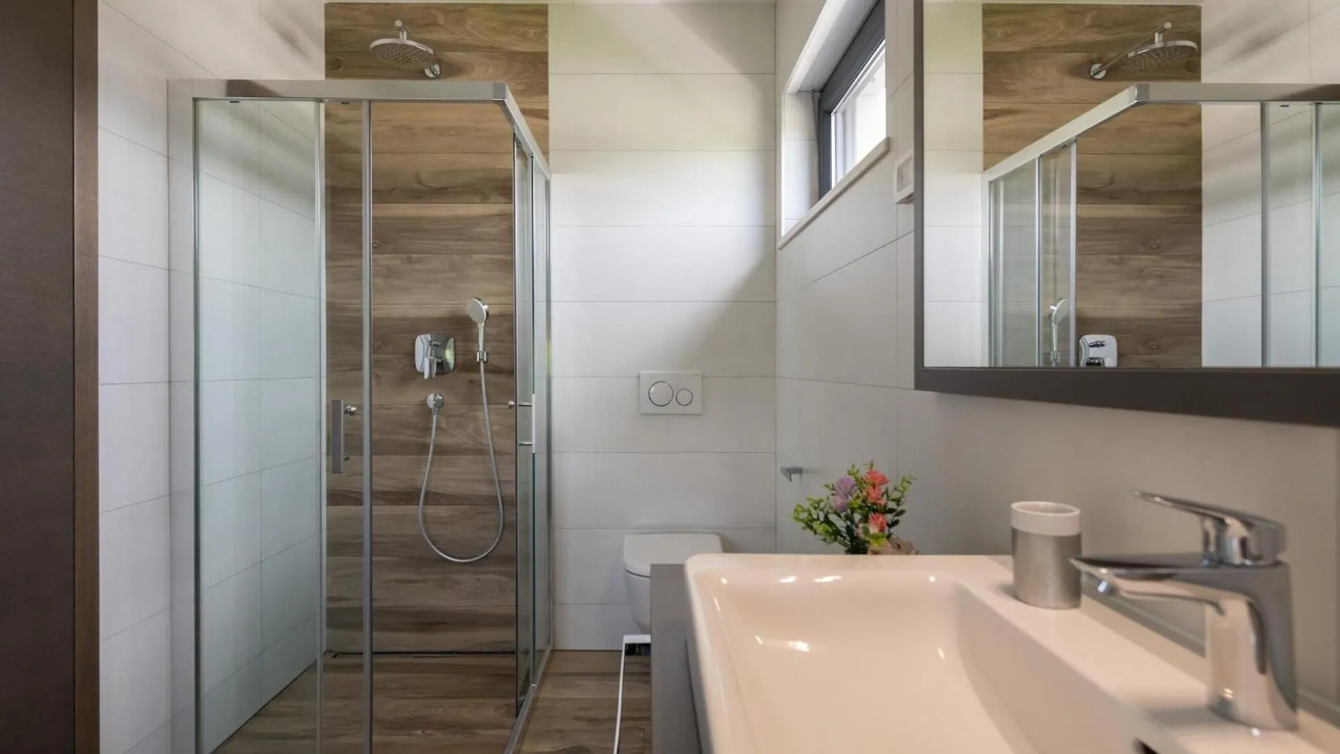 Villa Emma Mit 5 Schlafzimmern Und Beheiztem Pool Juršići 0*,